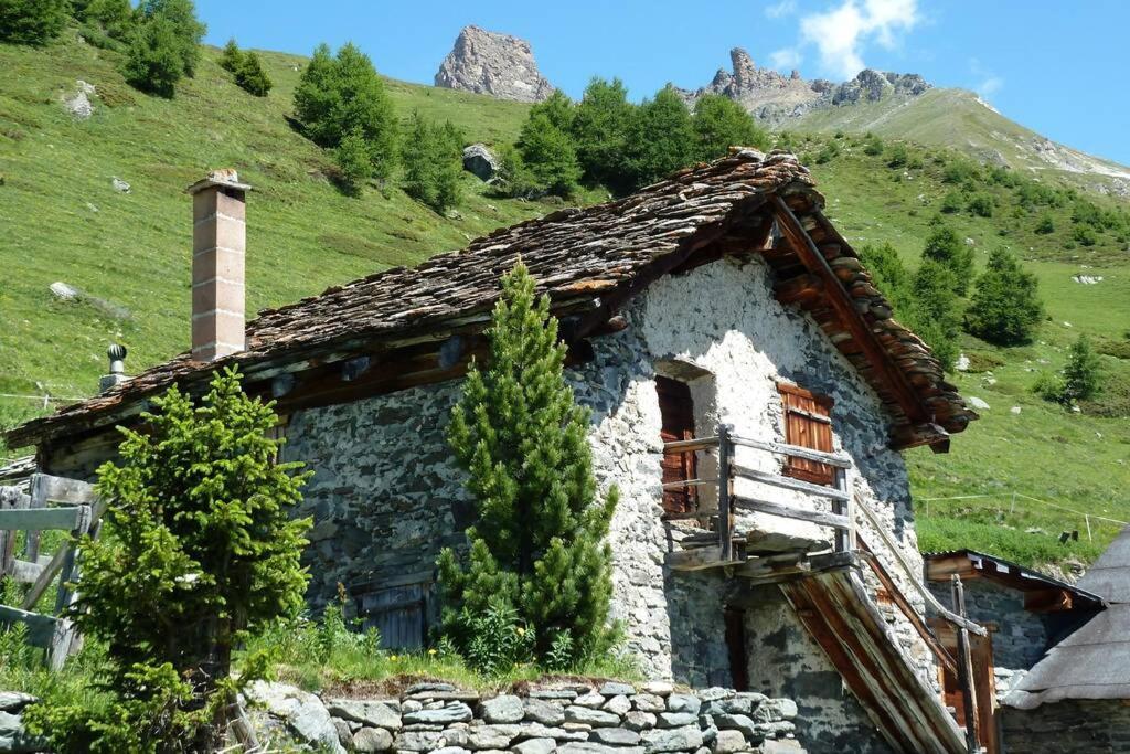 Appartement "Le Ver Luisant" A Saint-Martin, Val D'Herens, Valais Eksteriør billede
